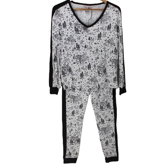 VICTORIA’S SECRET Waffle Knit Winter Scene Thermal Long Sleeve Pajamas Size S - Picture 13 of 13